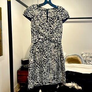 Shoshsnna size 4 silk dress